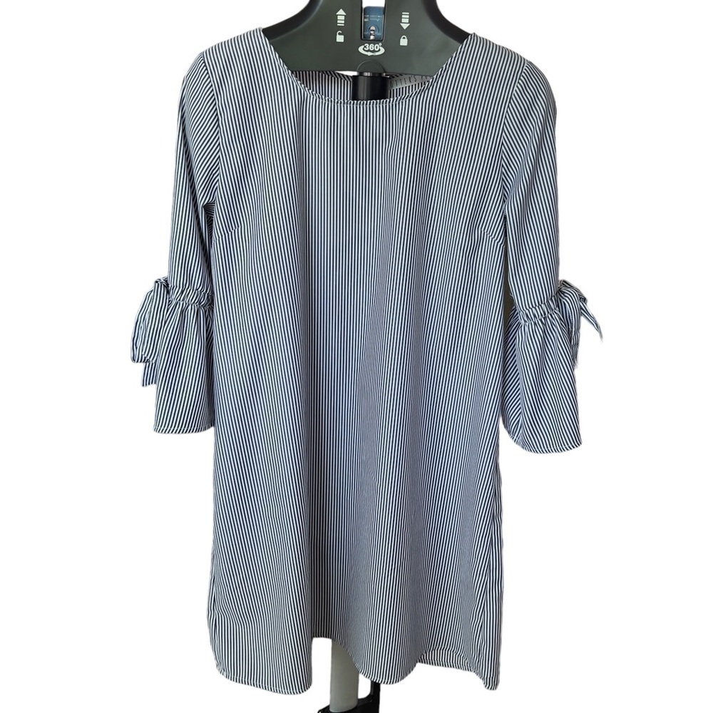 Potter's Pot Women’s Gray White Striped Sheath Bell Flutter Sleeve Dress Size M